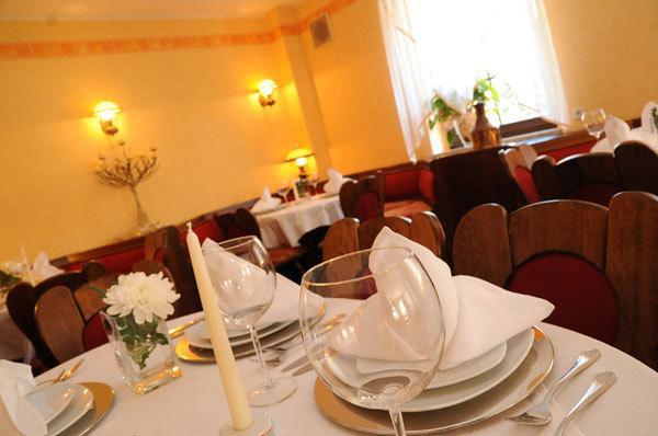 Beierleins Hotel & Catering Gmbh Reichenbach  Экстерьер фото